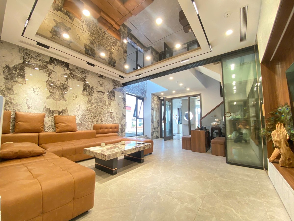BÁN TÒA NHÀ 8 TẦNG THANG MÁY CHU HUY MÂN LONG BIÊN – 110M2 – Ô TÔ TRÁNH KINH DOANH – 22.9 TỶ
