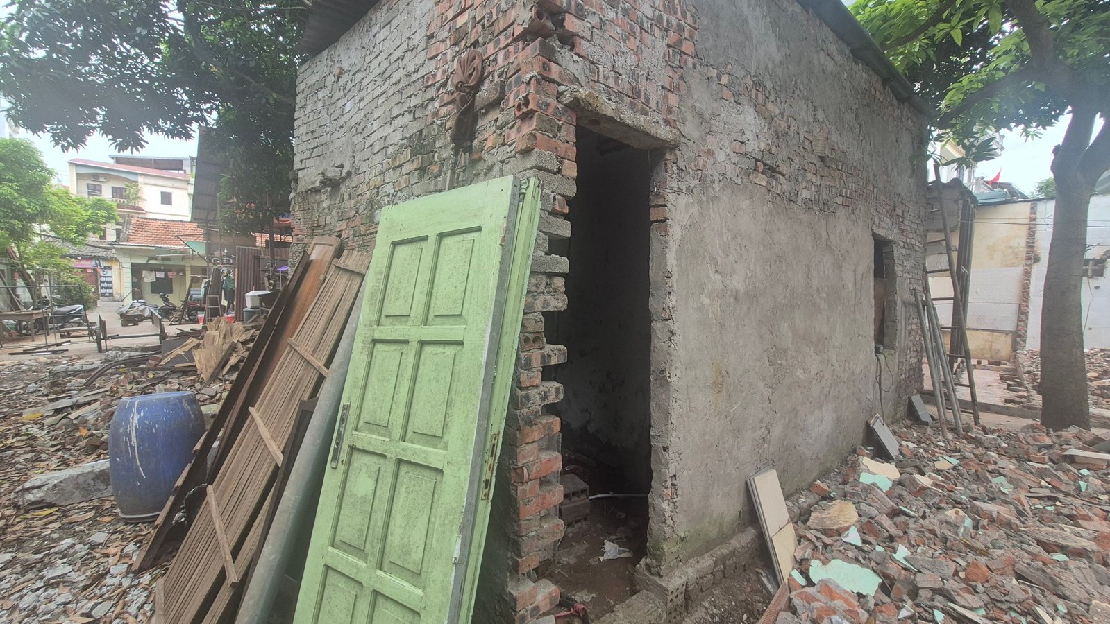 BÁN ĐẤT NGUYỄN VĂN CỪ LONG BIÊN 53M² – Ô TÔ ĐẬU CỬA, NGÕ THÔNG, ĐẤT VUÔNG ĐẸP – 9,8 TỶ