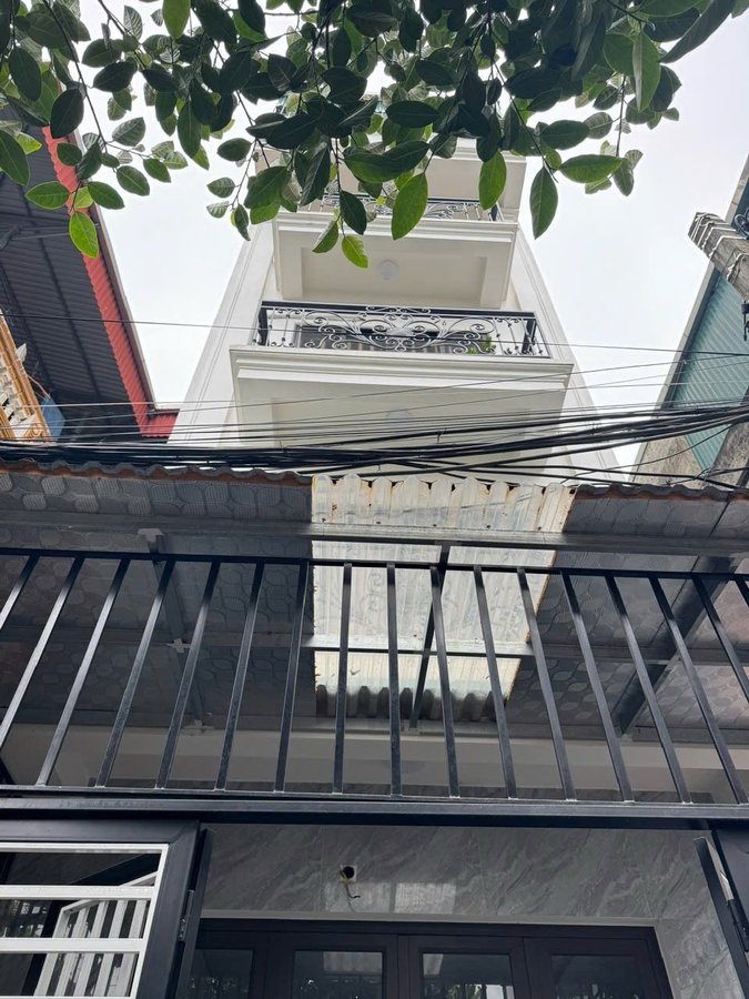 NHÀ 5 TẦNG MỚI, FULL NỘI THẤT – CĂN GÓC 2 MẶT NGÕ – NGỌC TRÌ, LONG BIÊN – 40M² – 7,9 TỶ