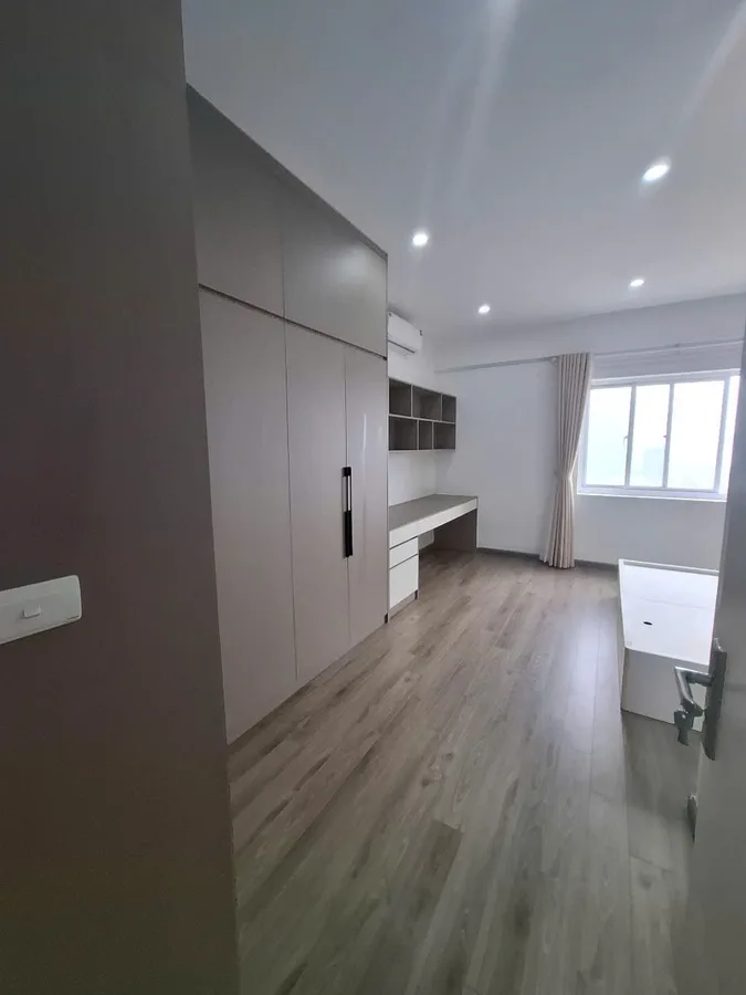 Bán gấp chung cư cao cấp 71 Nguyễn Chí Thanh Ba Đình Hà Nội - Hình 3